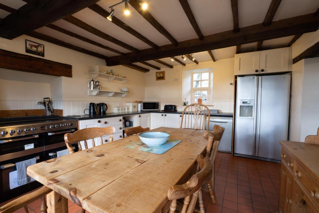 Hulmes Vale House - Sleeps 14 - Peak District Villa Buxton  Exteriör bild